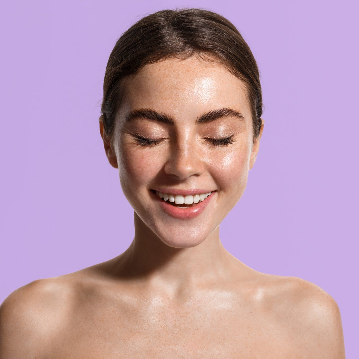 White Therapy + Mascarilla facial blanqueadora con glutatión