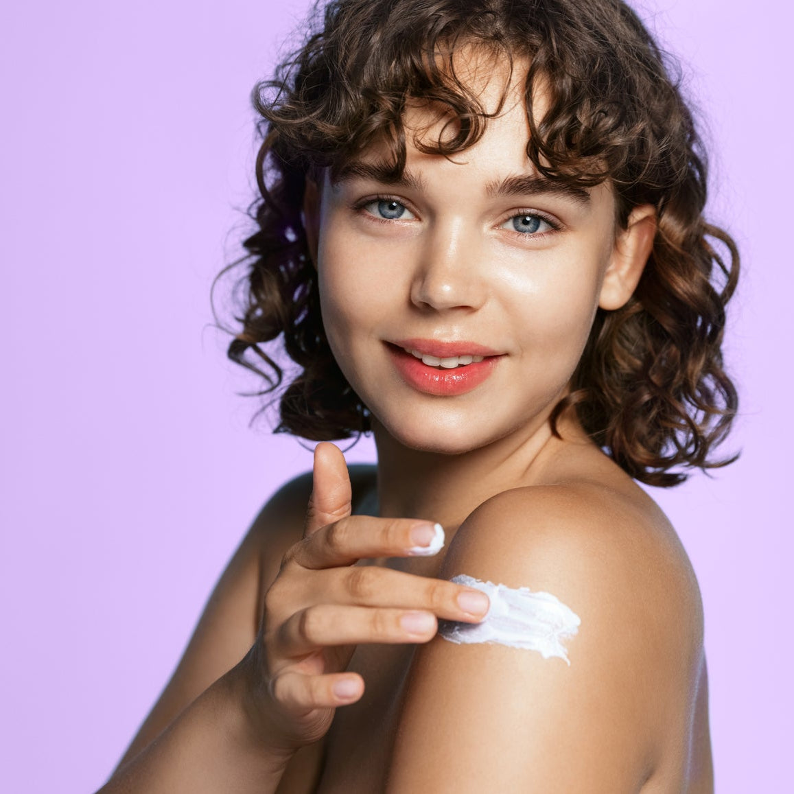 White Therapy + Leche Corporal Concentrada de Glutatión Maxi-Whitening