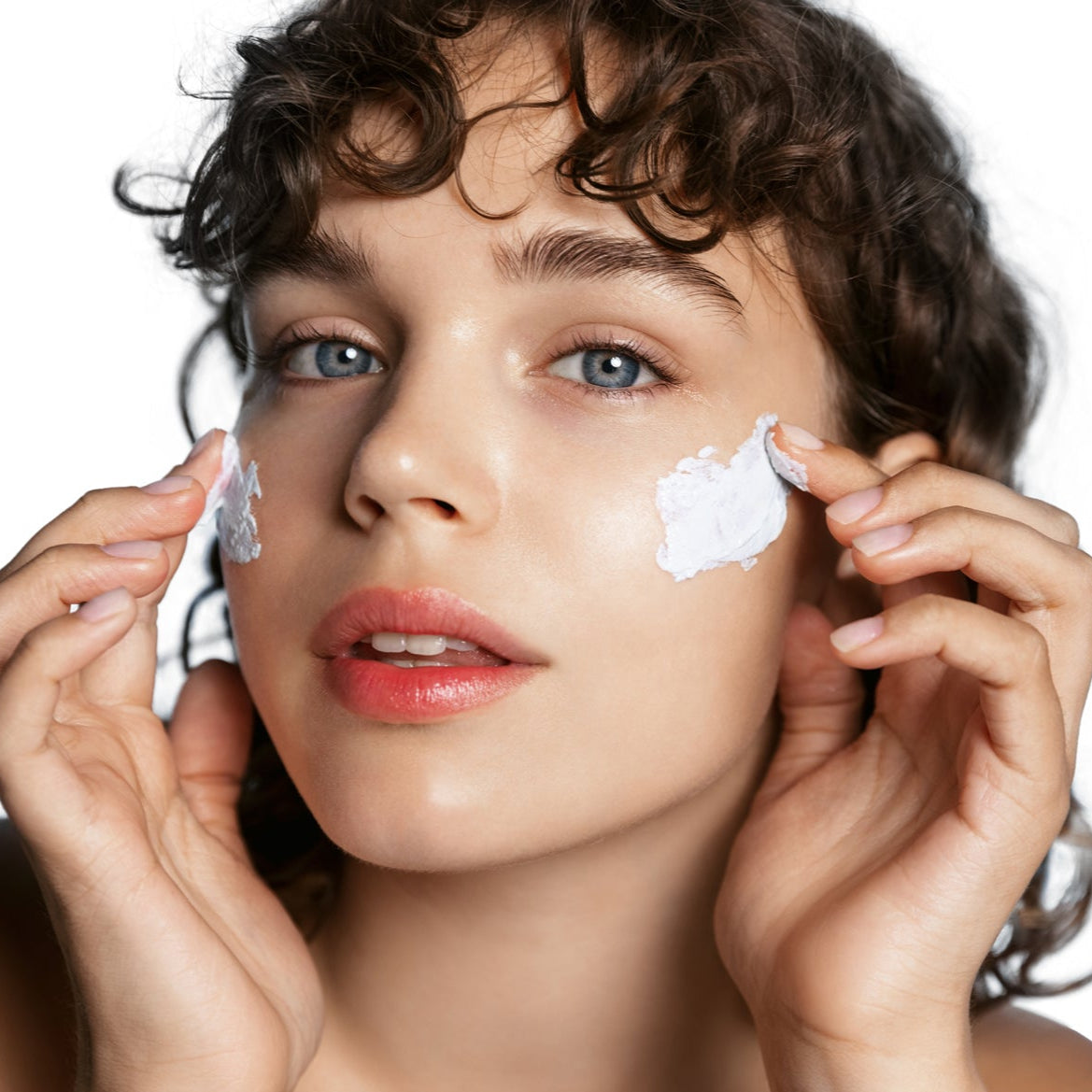 White Therapy + Lightening Exfoliating Purifying Face Gel