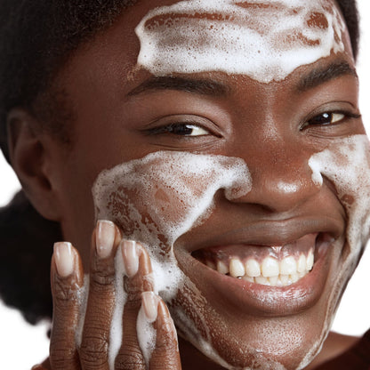 White Therapy + Lightening Exfoliating Purifying Face Gel 